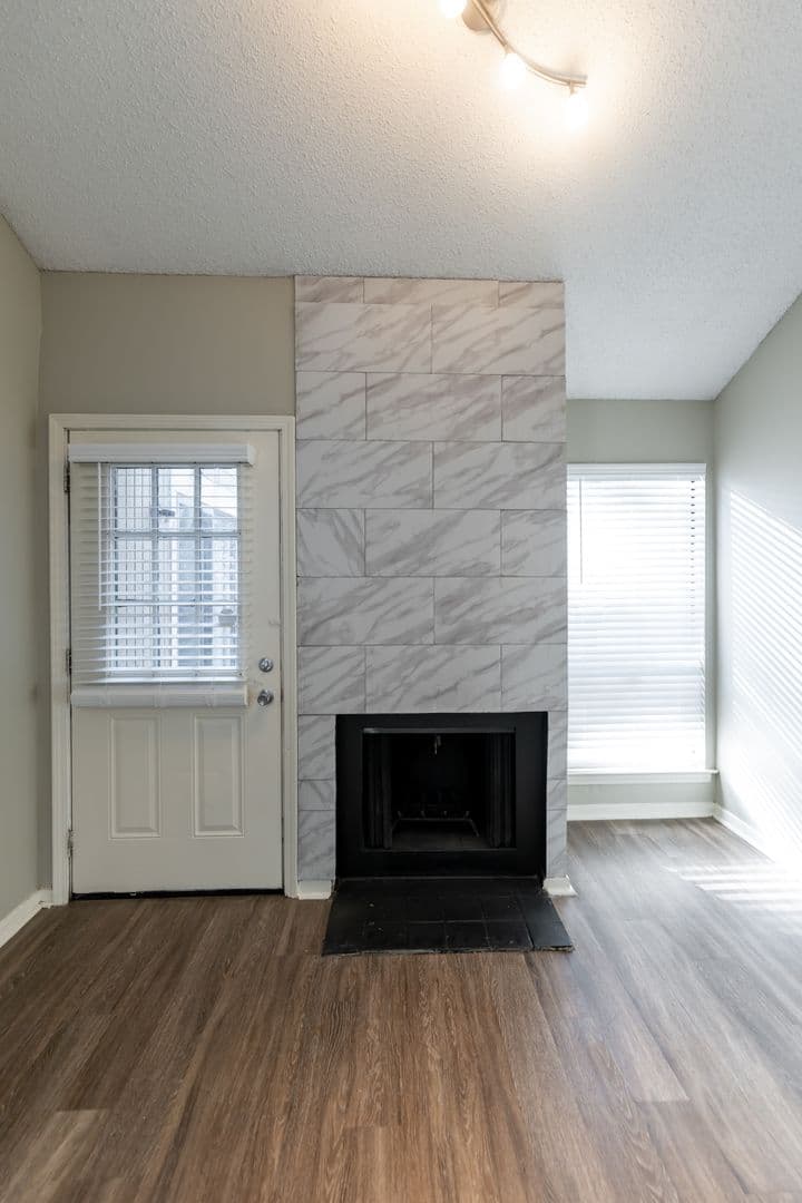 Cordova Apartment: 6977 Amberly Village Dr