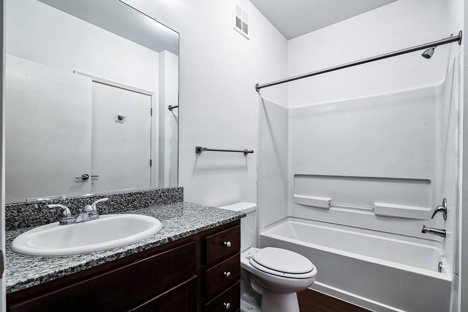 Memphis Apartment: 266 South Front Street