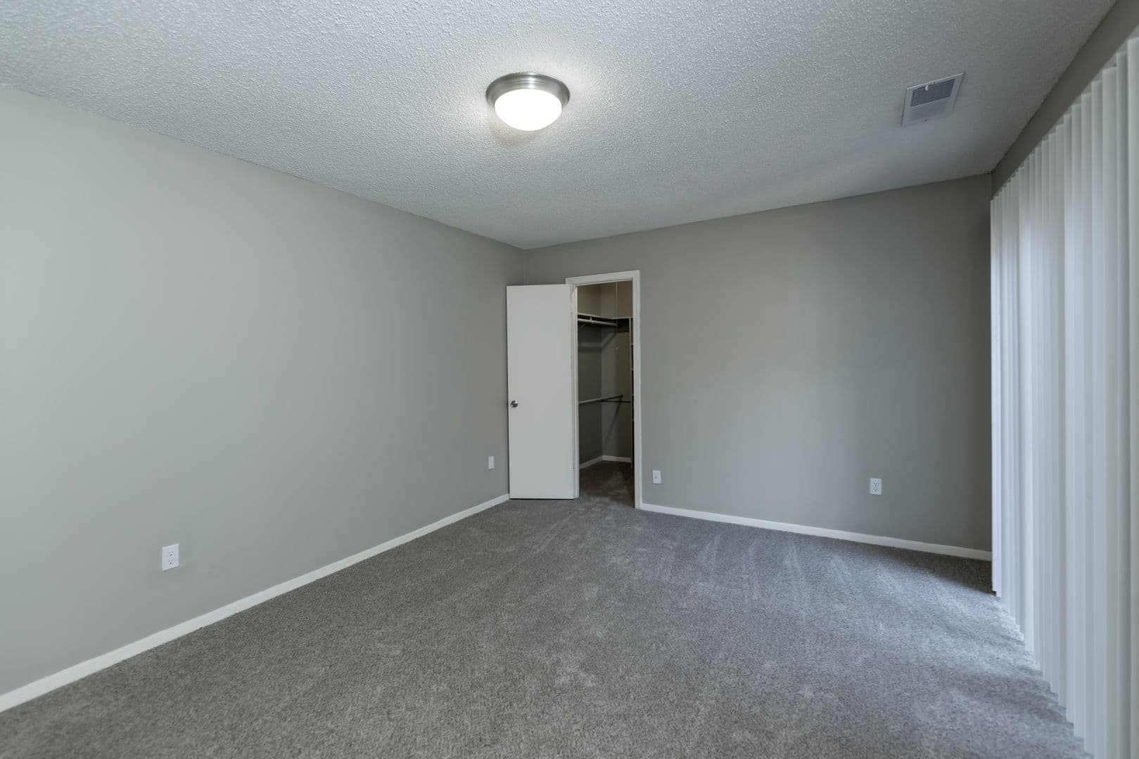 Cordova Apartment: 6977 Amberly Village Dr