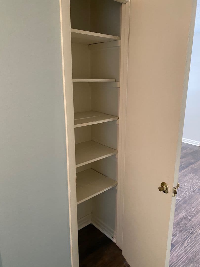 Memphis Apartment: 2780 Madison Ave