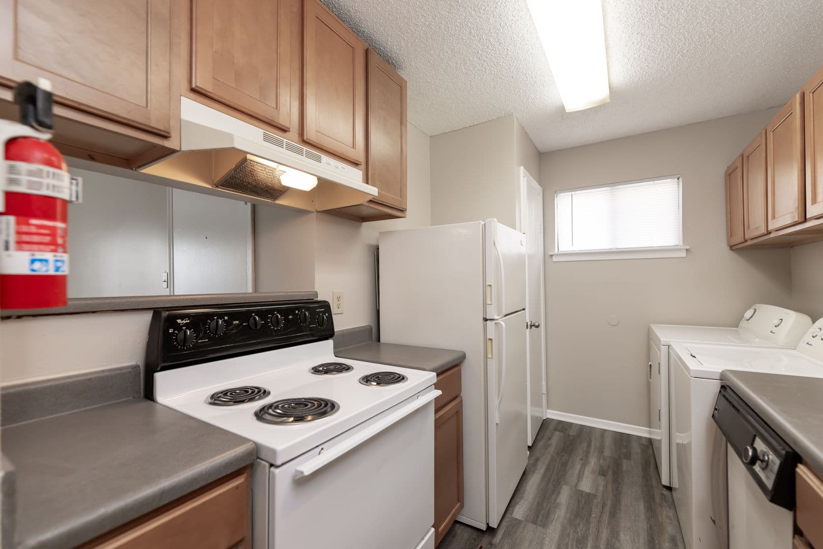 Memphis Apartment: 560 South Jefferson Place