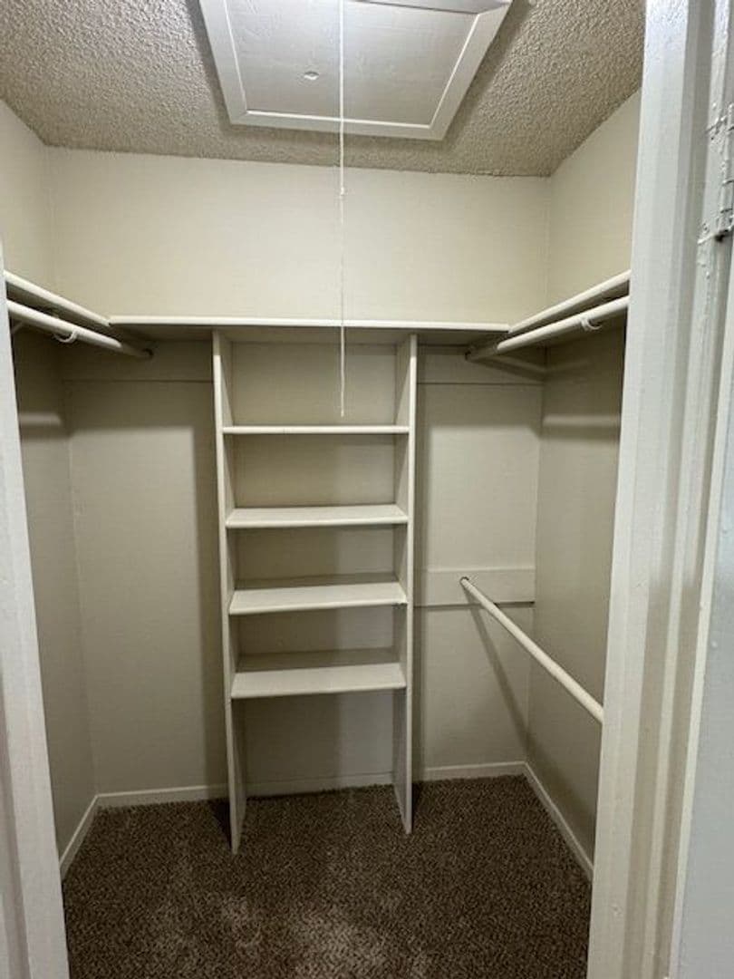Memphis Apartment: 560 South Jefferson Place