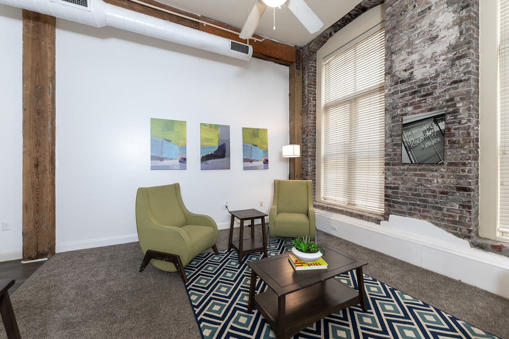 Memphis Apartment: 60 S Main St