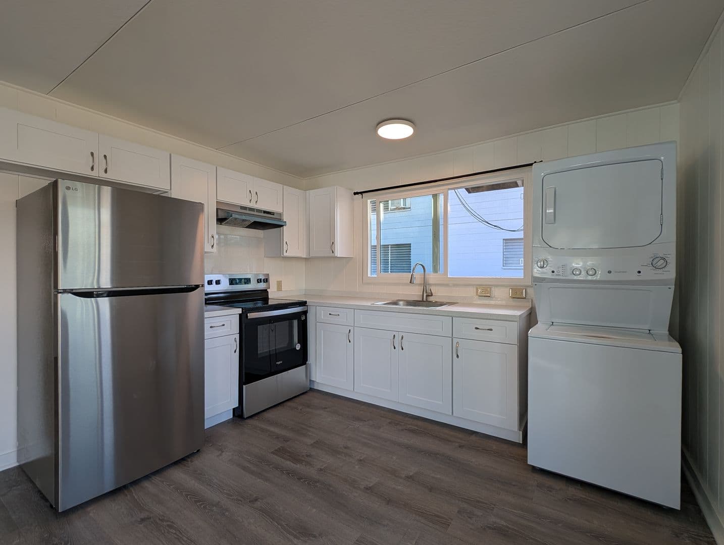 Honolulu Apartment: 1267 Rycroft Street