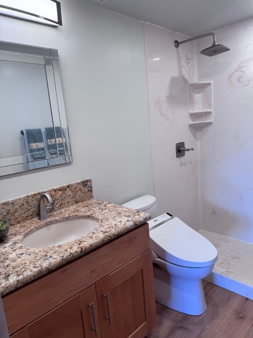 Honolulu House: 2333 Kapiolani Blvd #2601