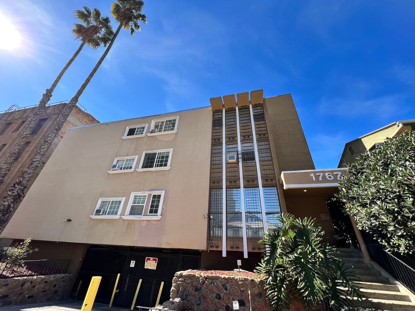Los Angeles Apartment: 1767 Orchid Ave.