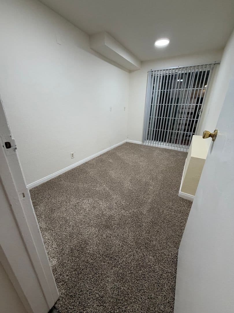 Los Angeles Apartment: 1767 Orchid Ave.