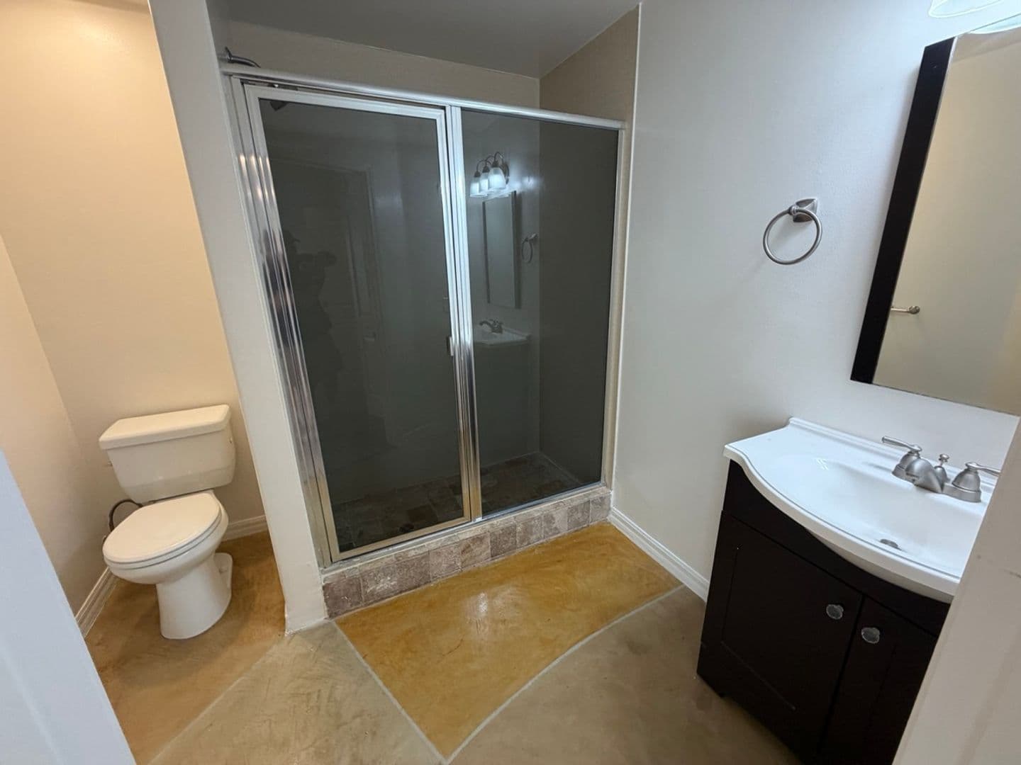 Los Angeles Apartment: 8241 Blackburn Ave.