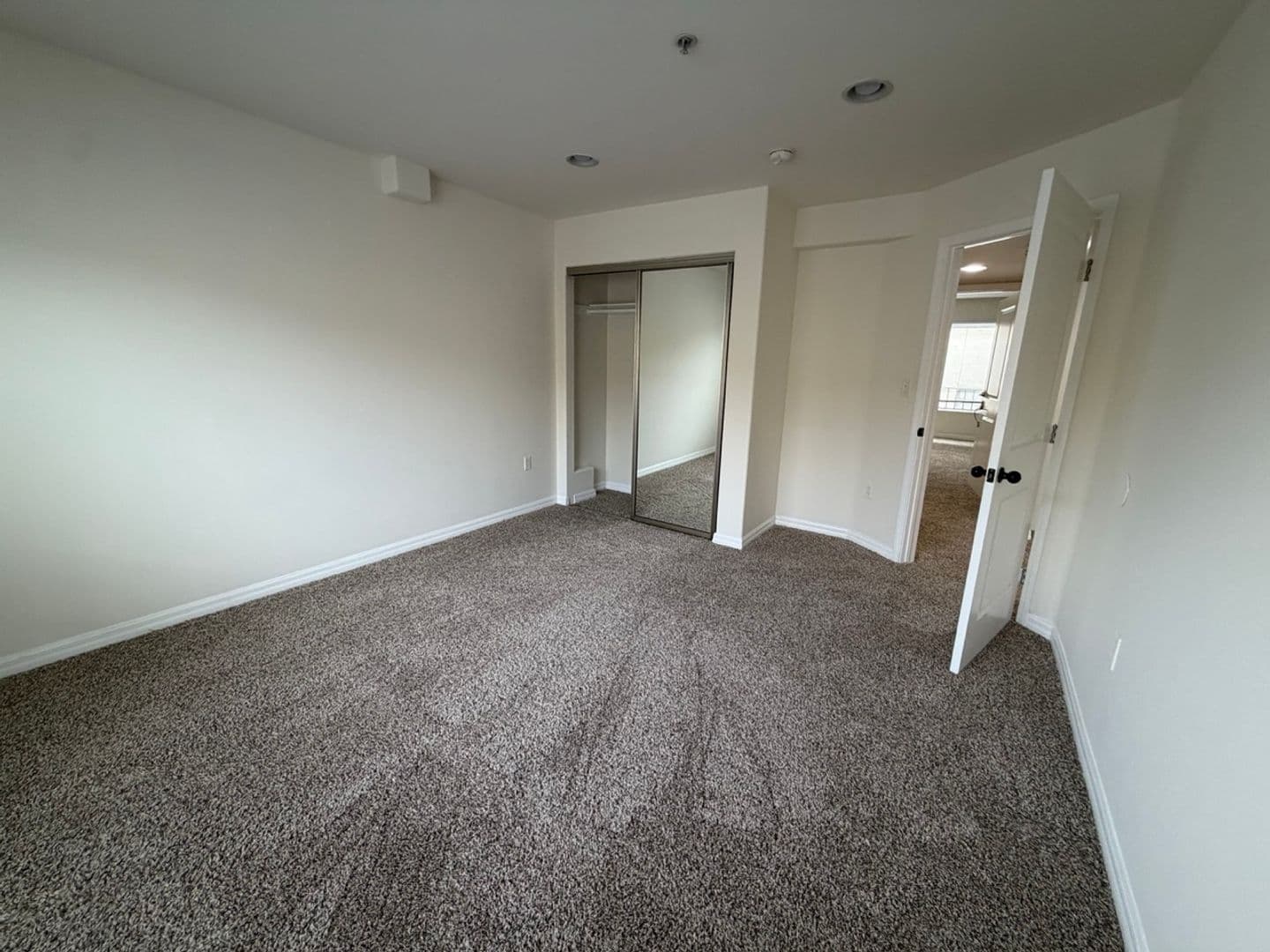 Los Angeles Apartment: 8241 Blackburn Ave.