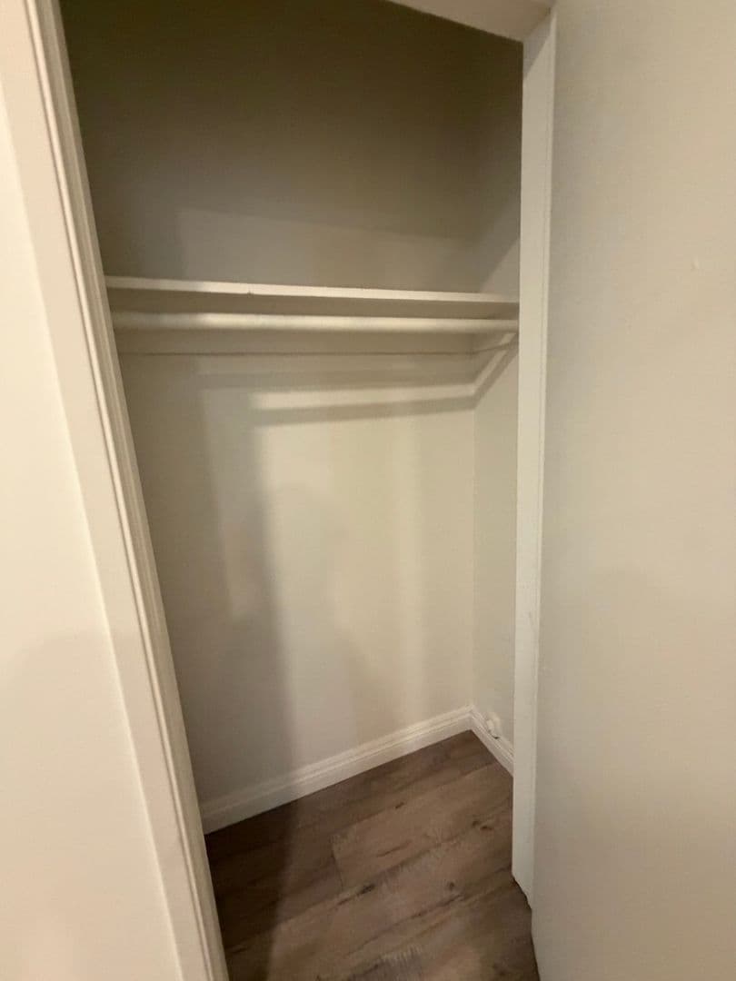 Santa Monica Apartment: 1537 Stanford St.