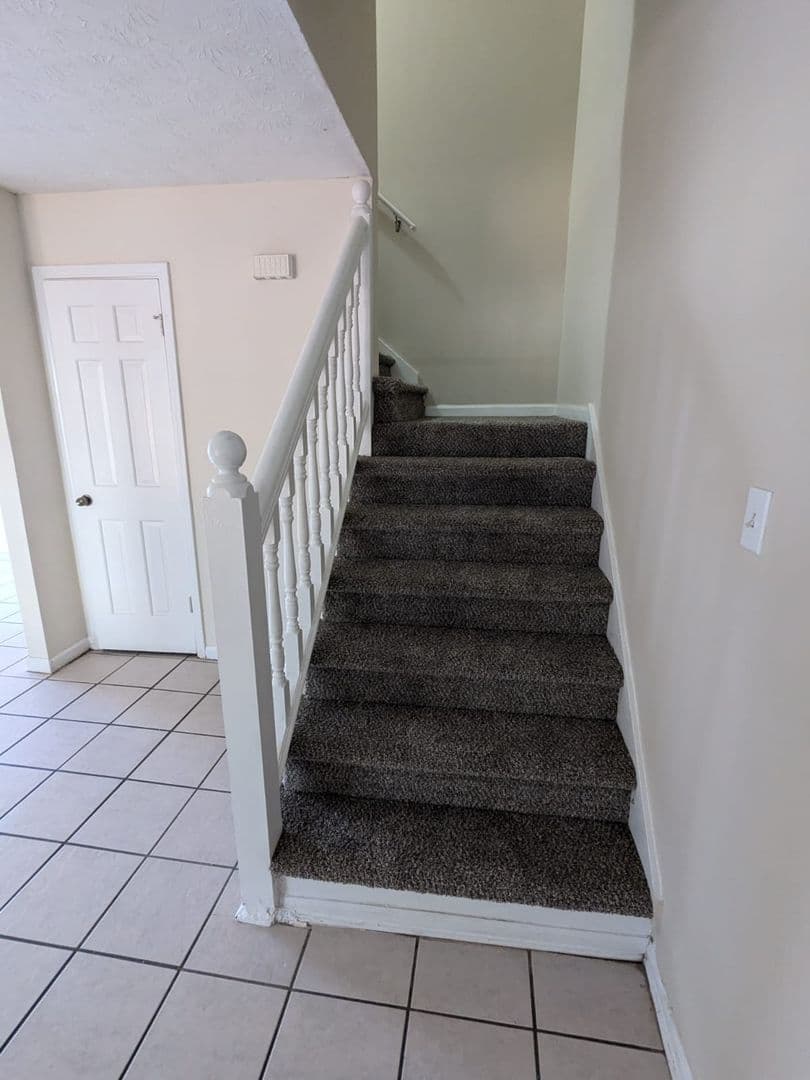 Conyers House: 1160 Forest Villa Dr