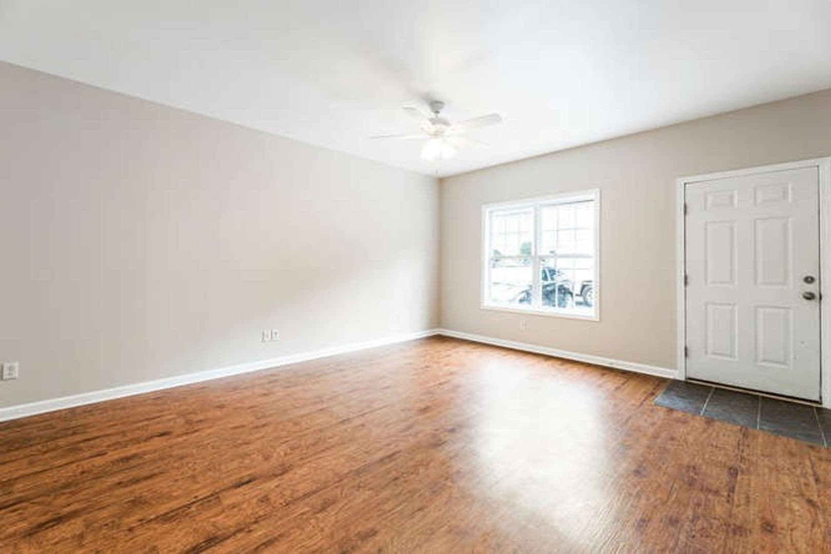 Carrollton Apartment: 233 Hays Mill Road