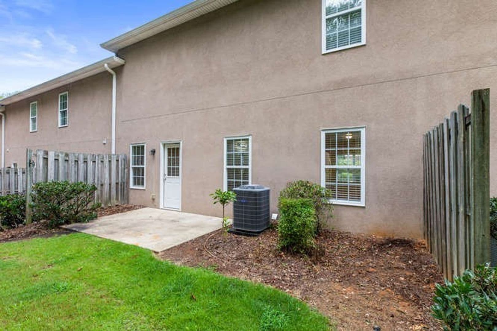 Carrollton Apartment: 233 Hays Mill Road