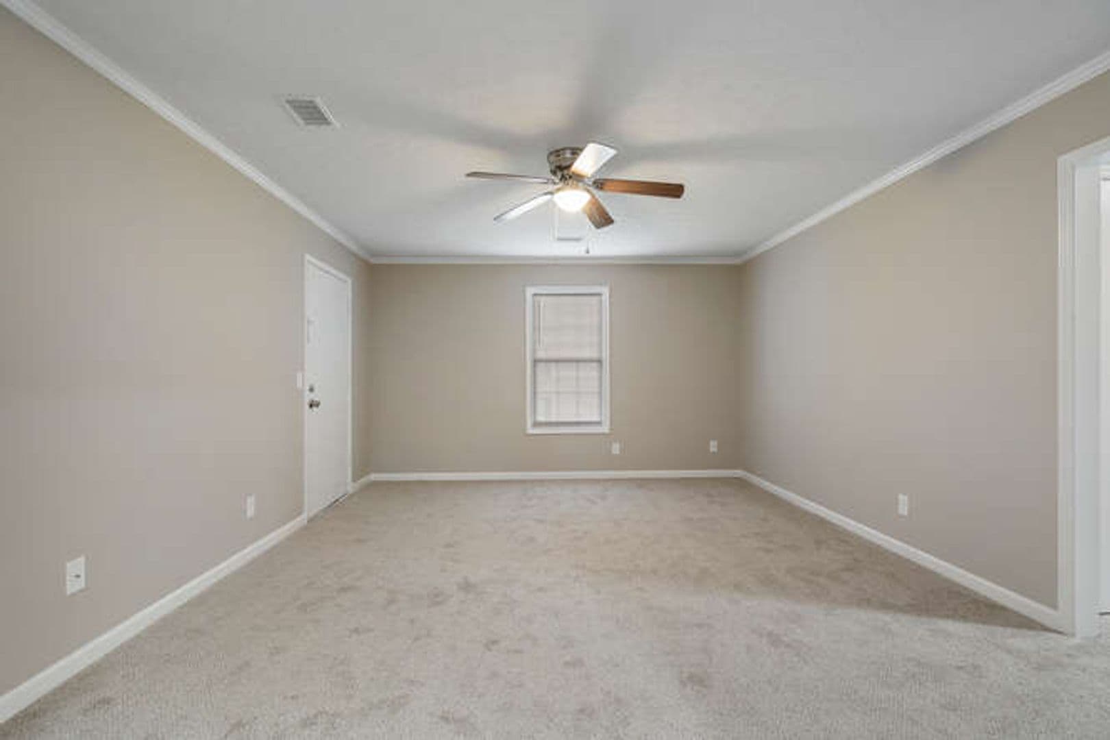 Carrollton Apartment: 201 Hays Mill Road