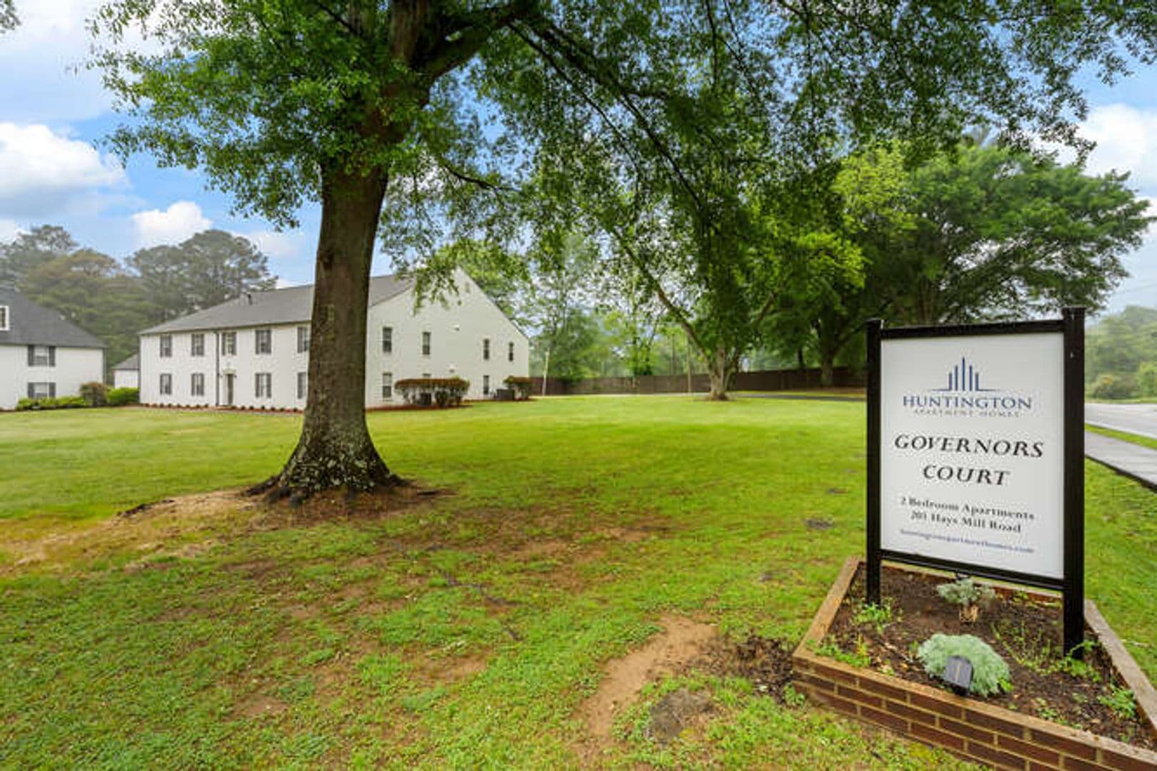 Carrollton Apartment: 201 Hays Mill Road