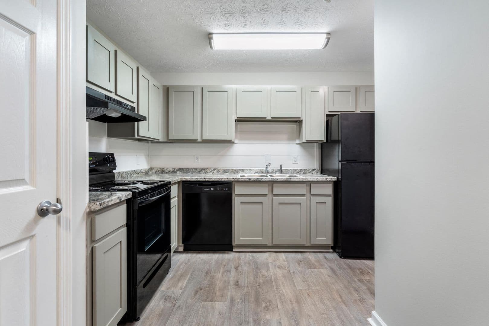 Conyers Apartment: 50 Salem Chase Way
