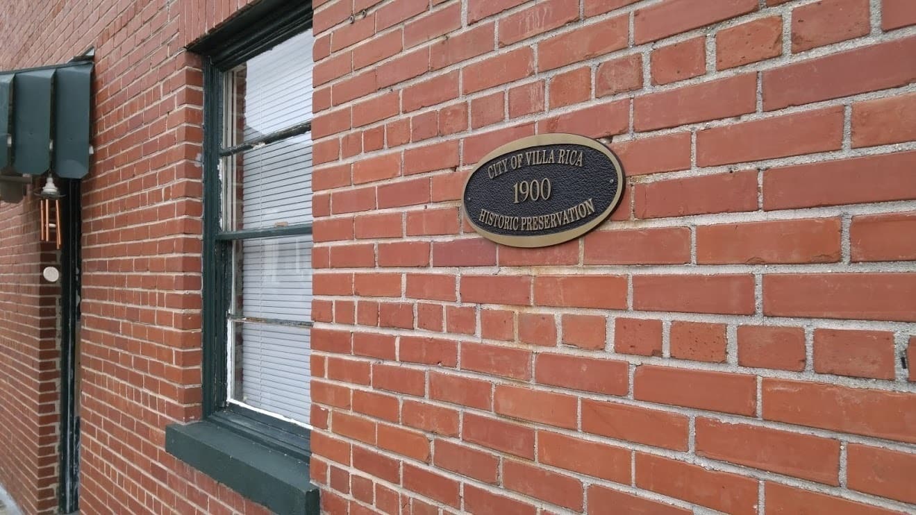 Villa Rica Apartment: 301-337 Temple St, 300-336 W. Church St, 206-212 Loft Ln