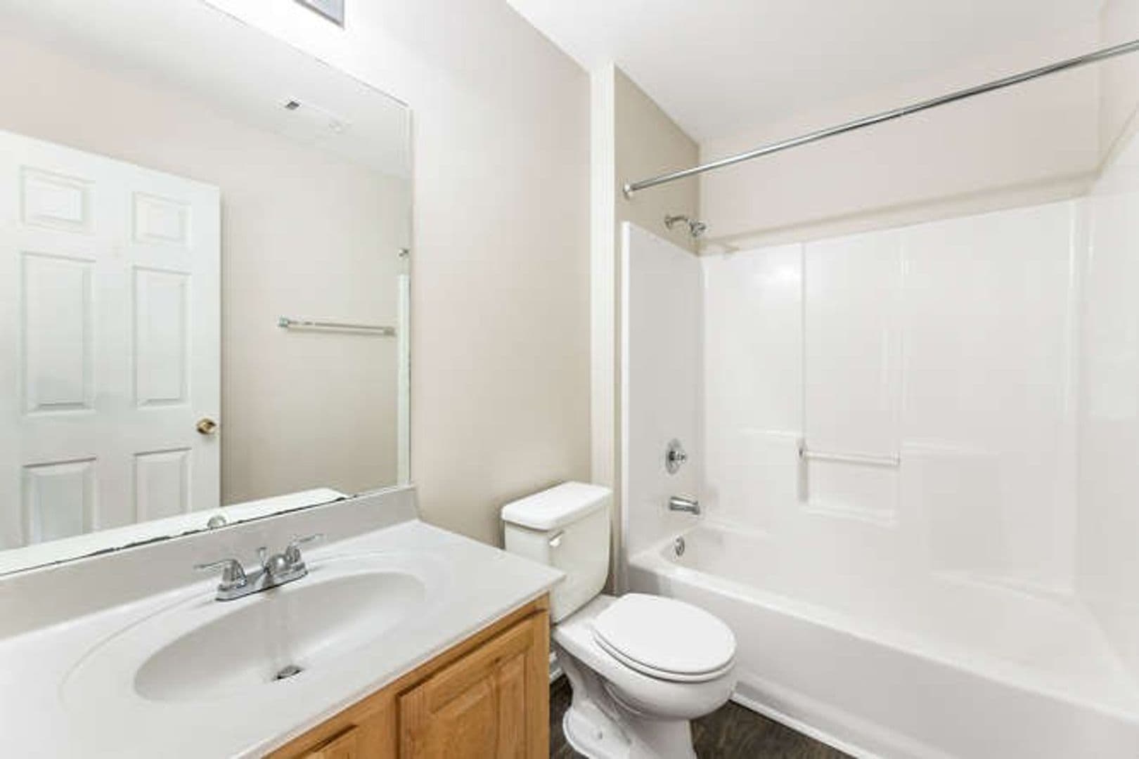 Carrollton Apartment: 233 Hays Mill Road
