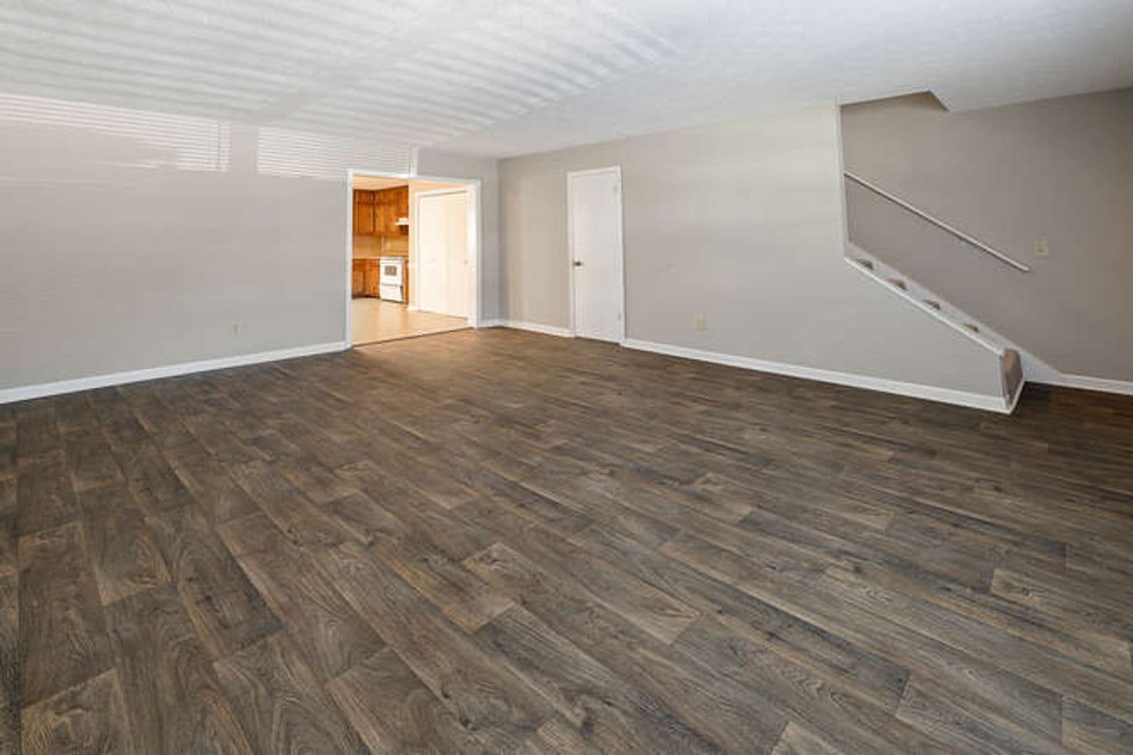 Carrollton Apartment: 624,626,628 Cedar Street