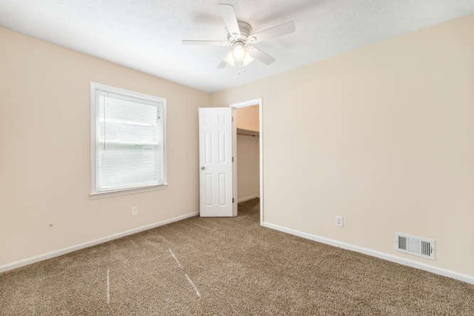 Oxford Apartment: One College Walk