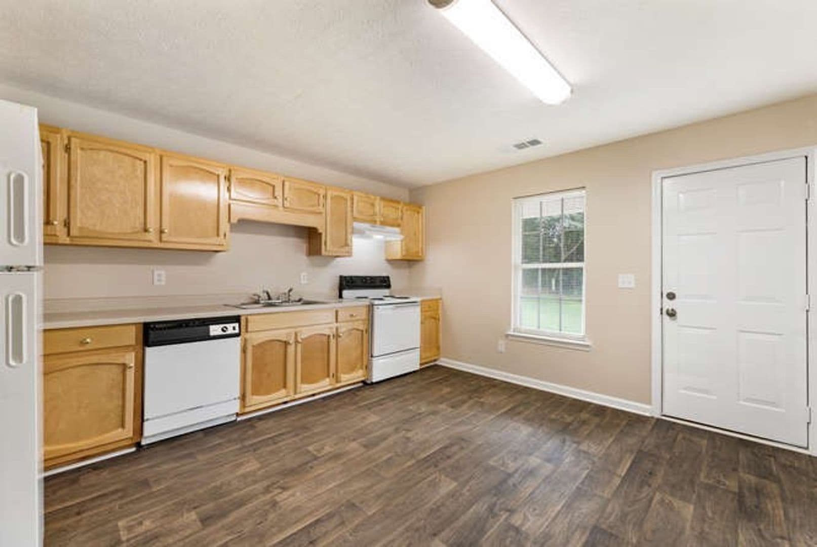 Carrollton Apartment: 301 Hays Mill Road