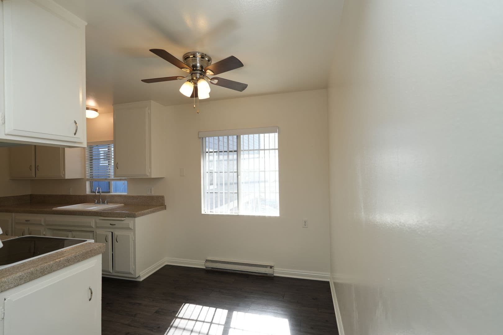 Downey Apartment: 9545 Firestone Blvd.