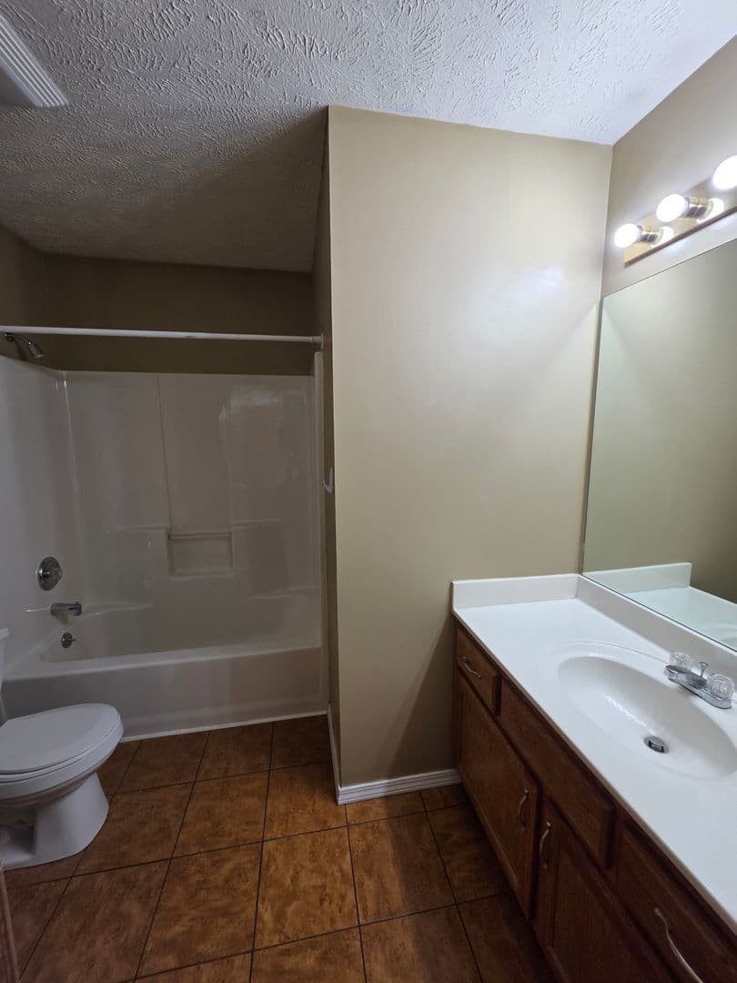 Ozark Multiplex: 1718 S 10th Ave