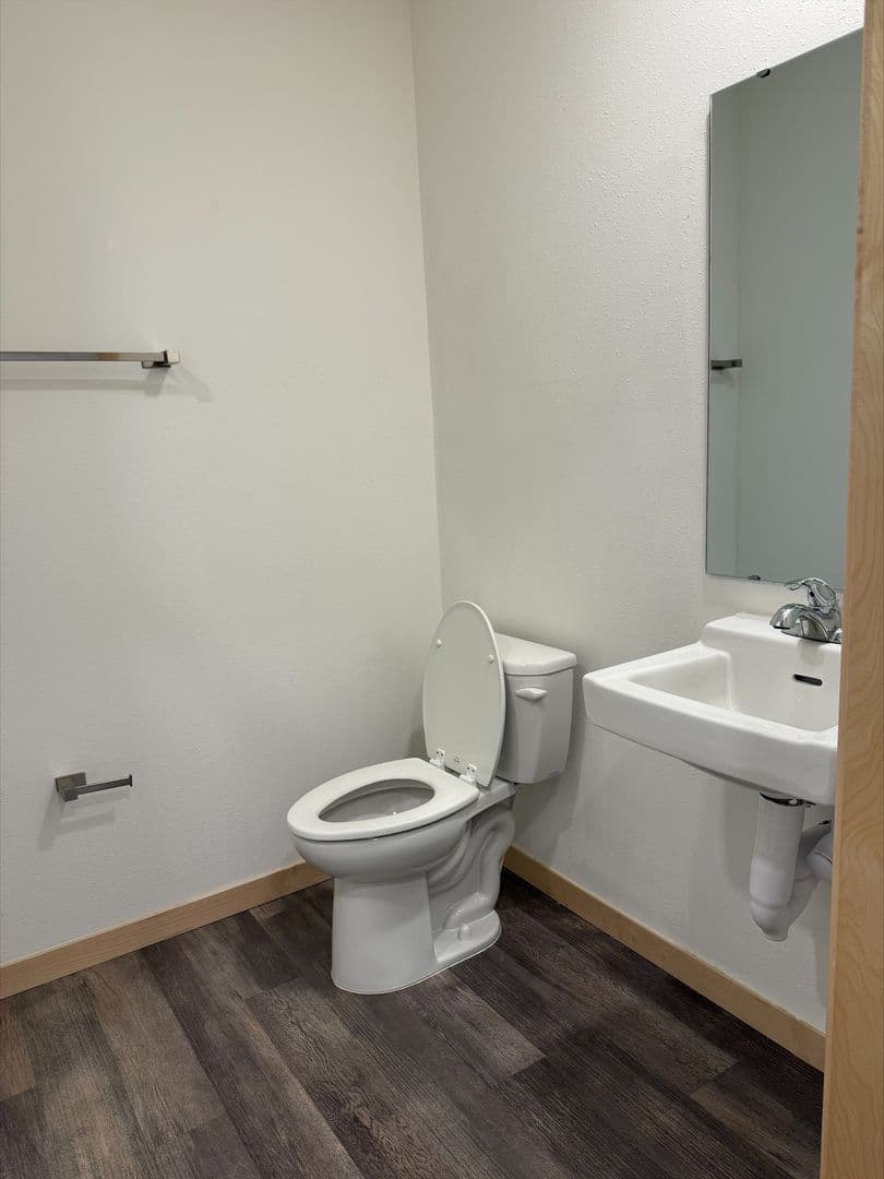 Dakota Dunes Apartment: 303 Dakota Dunes Blvd