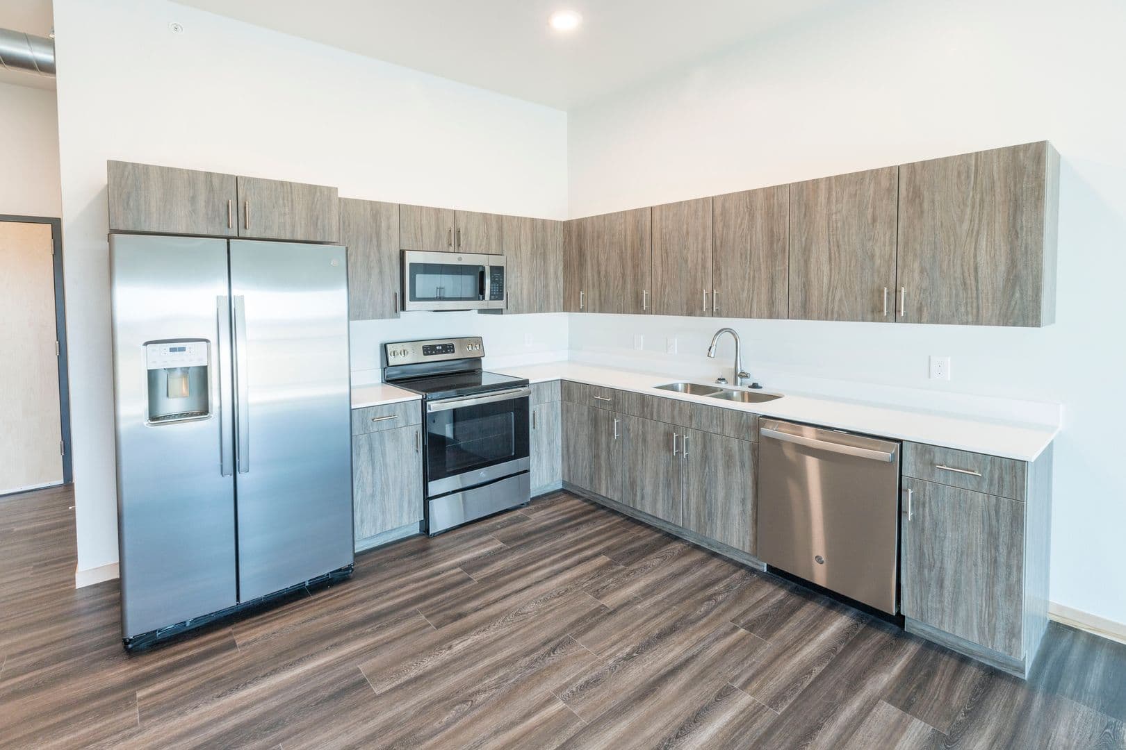 South Sioux City Apartment: 2800 Flatwater Drive