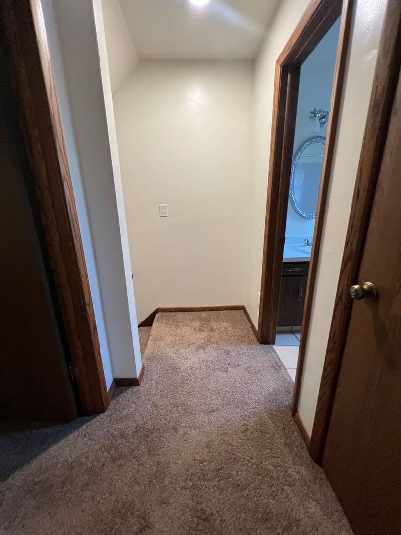 Erie Apartment: 4022-4040 W 38th St