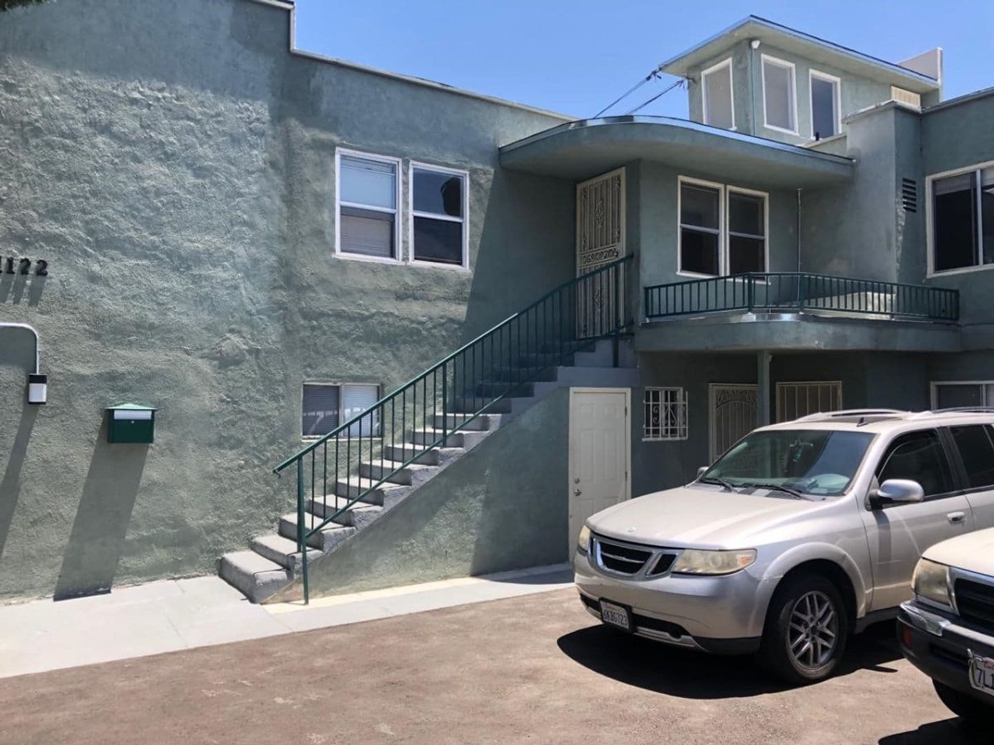 Los Angeles Apartment: 1122 E. 57th St.
