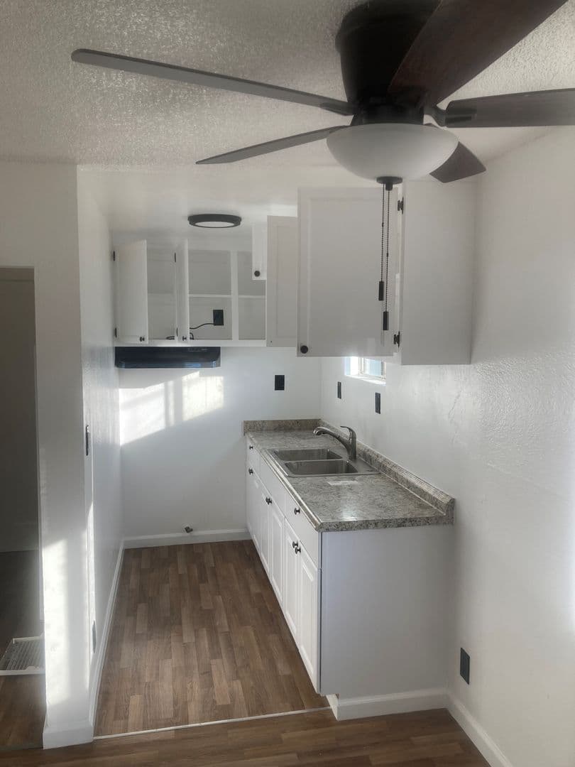 Los Angeles Apartment: 7001 S. Main St.