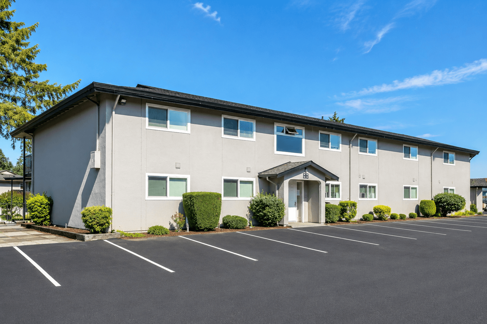 Tacoma Apartment: 9318 S Steele #7