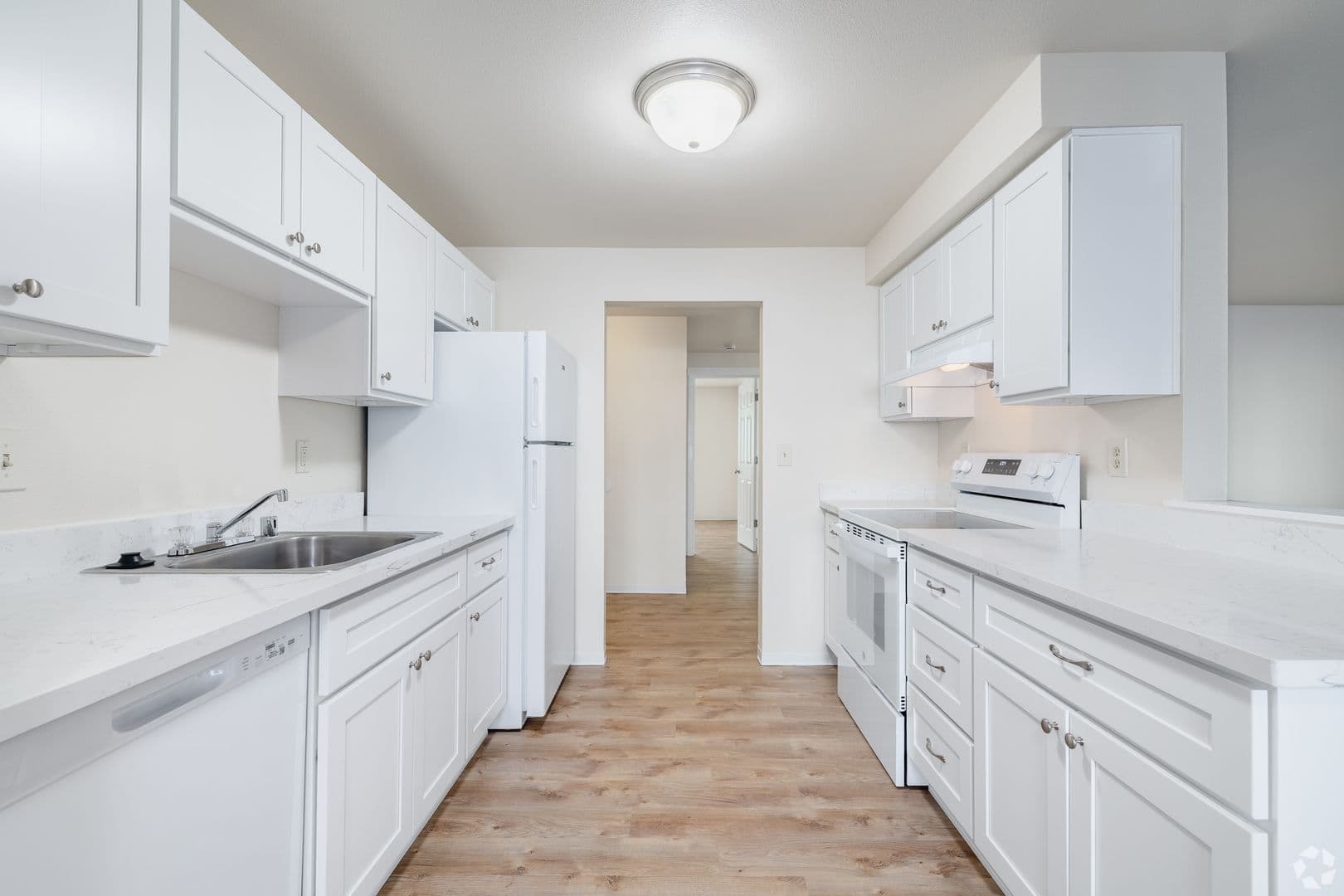 Tacoma Apartment: 9318 S Steele #7