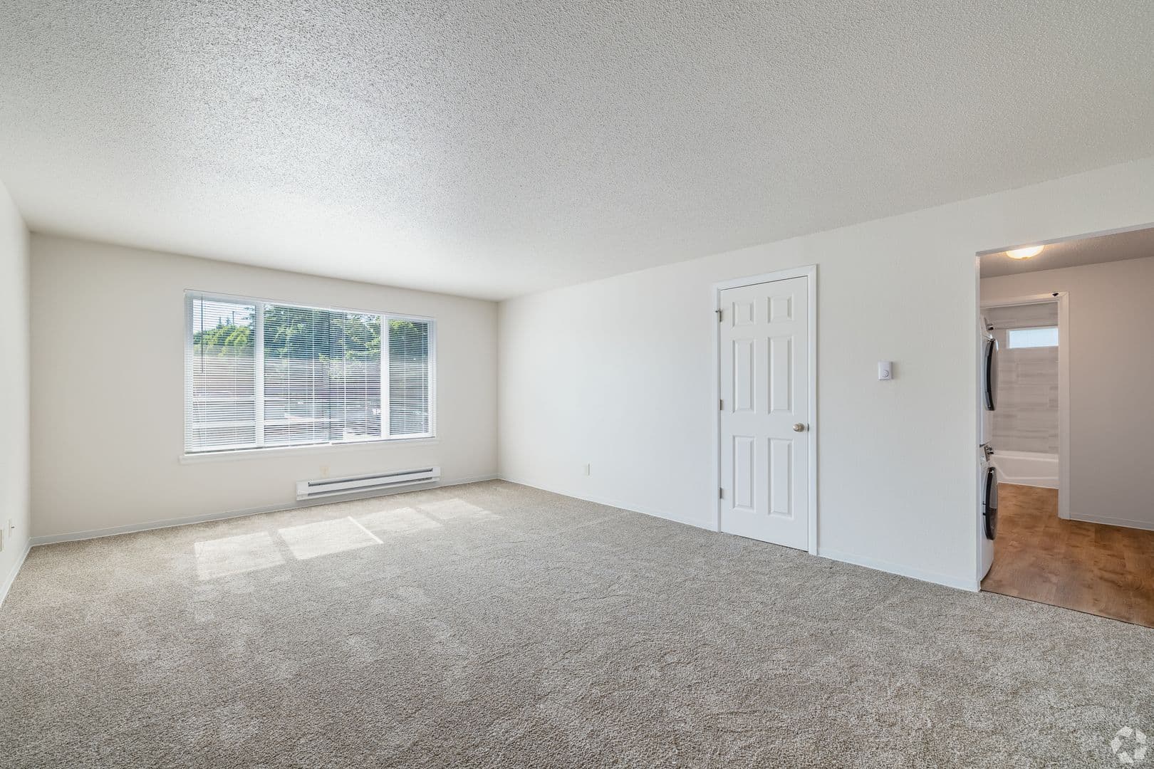 Tacoma Apartment: 9318 S Steele #7
