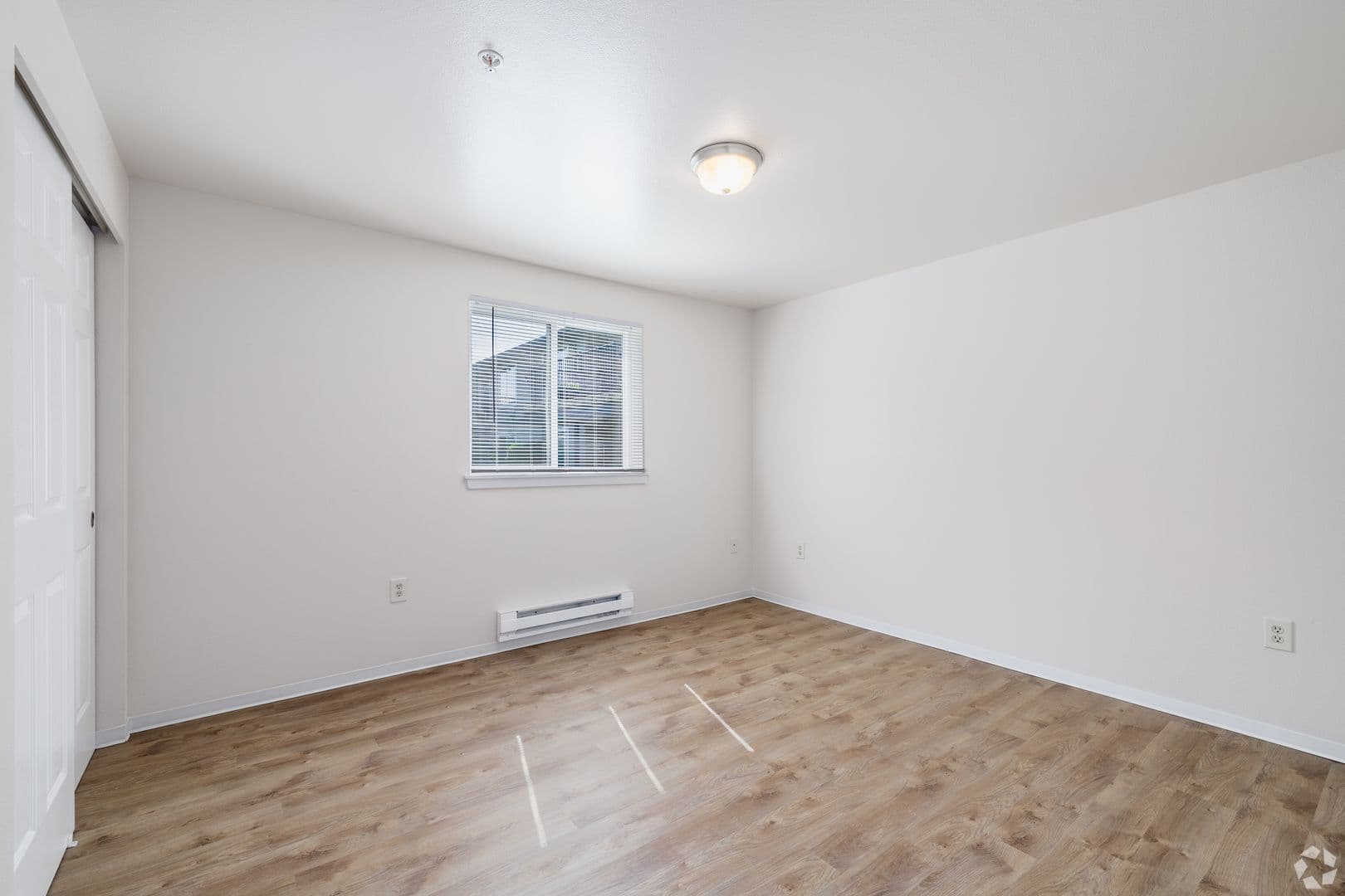 Tacoma Apartment: 9318 S Steele #7