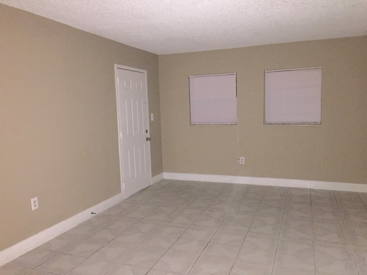 Orlando House: 830 Sky Lake Cir