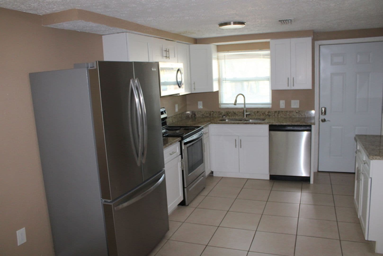 New Port Richey House: 7138 Bellaire Terrace