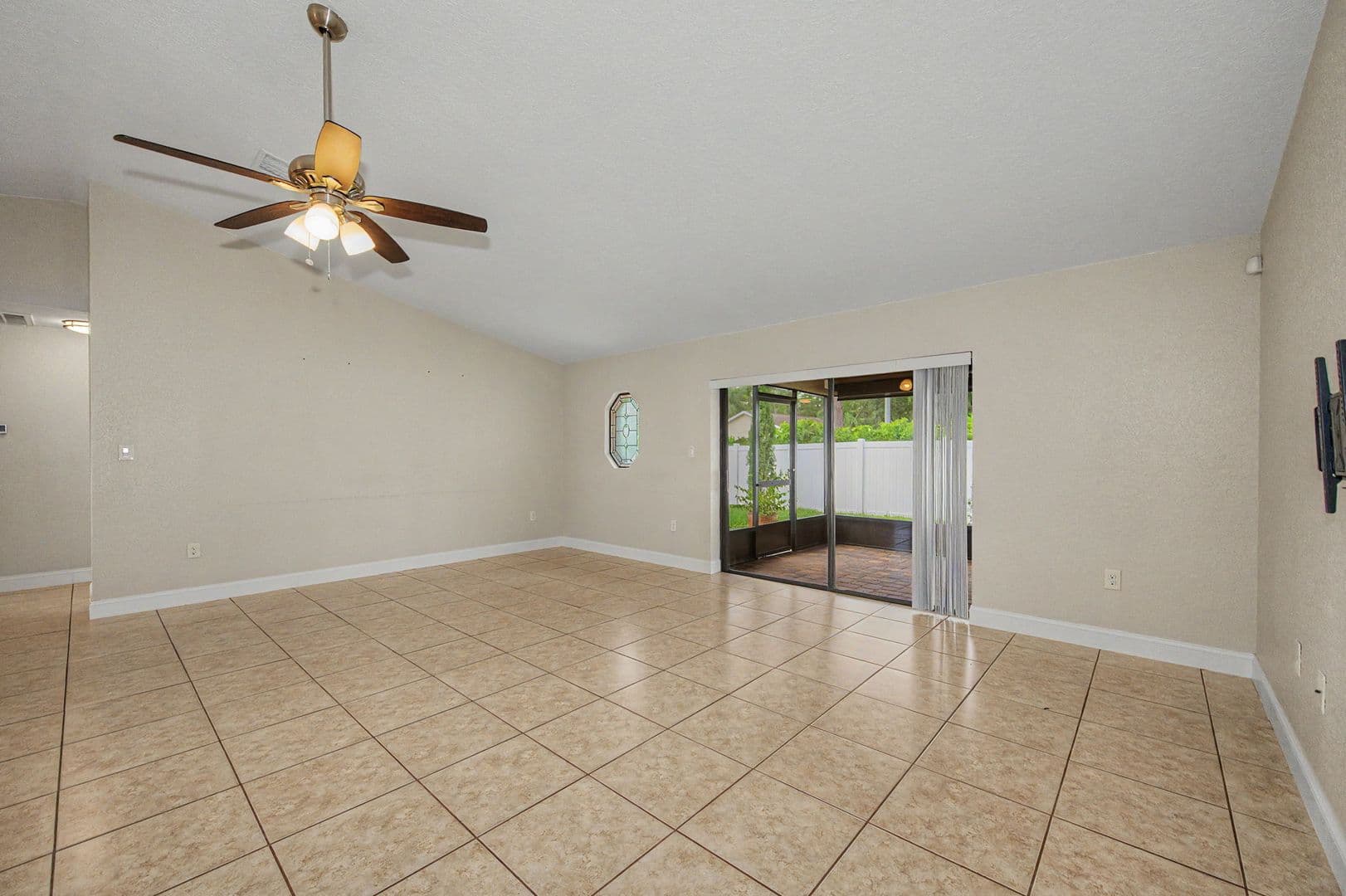 New Port Richey House: 4449 Foxboro Dr