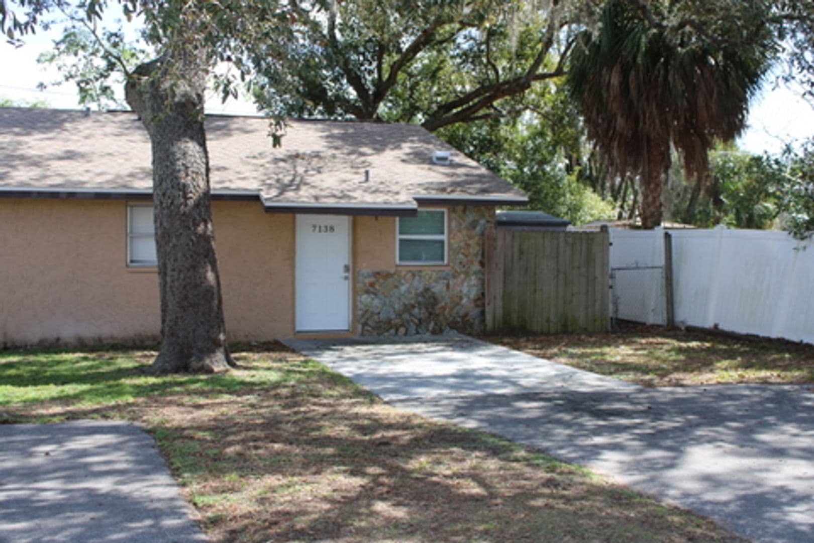 New Port Richey House: 7138 Bellaire Terrace
