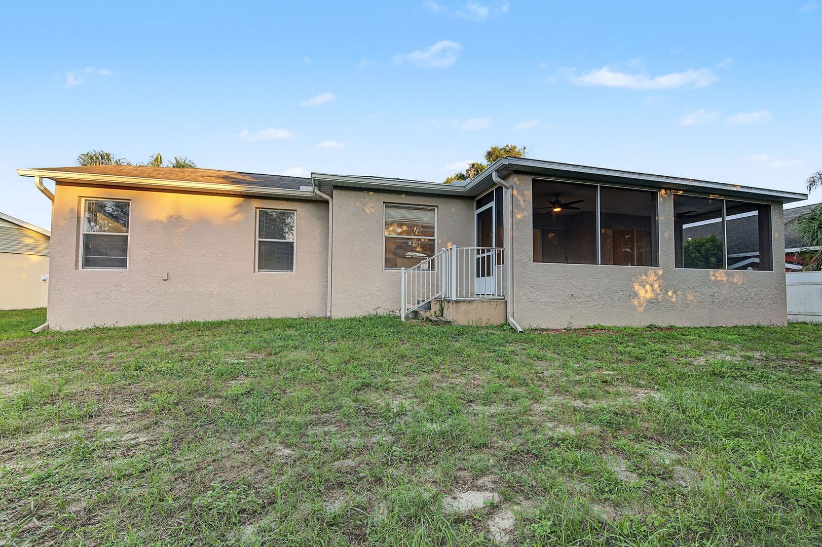 Hudson House: 18612 White Pine Cir