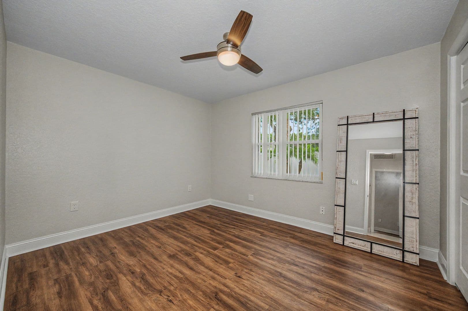 New Port Richey House: 4449 Foxboro Dr