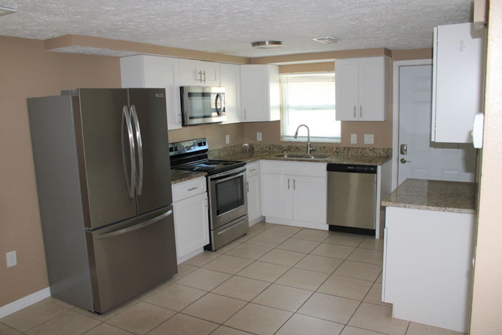 New Port Richey House: 7138 Bellaire Terrace