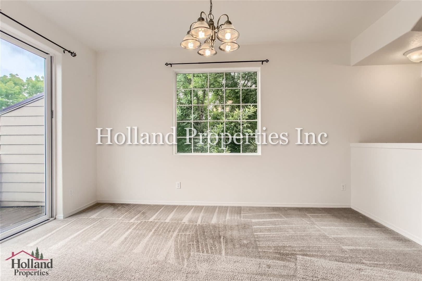 Hillsboro Townhome: 3594 SE Ironwood Avenue