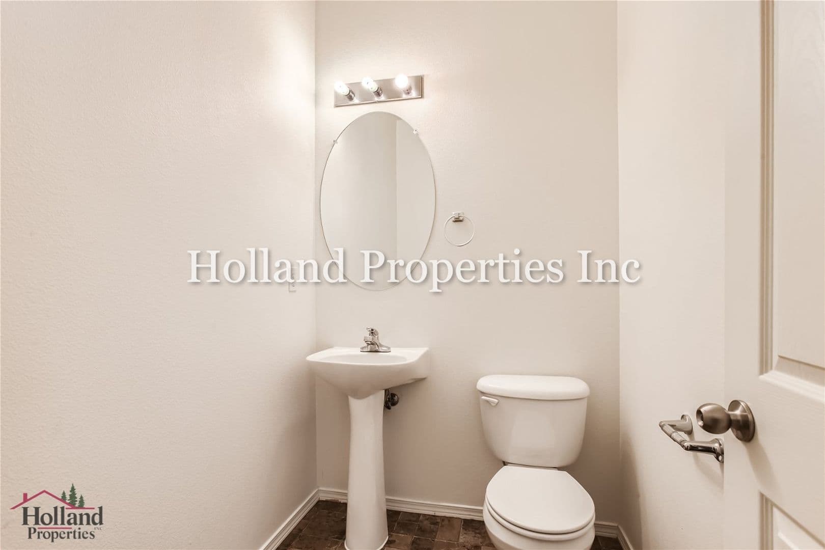 Hillsboro Townhome: 3594 SE Ironwood Avenue