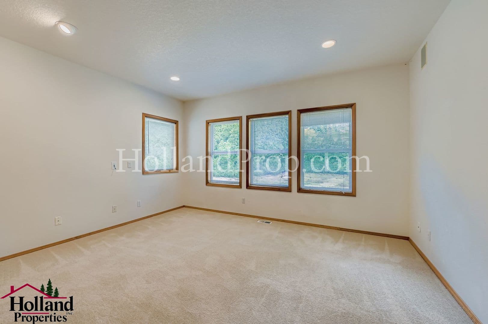 Hillsboro House: 1655 SE Brookwood Ave
