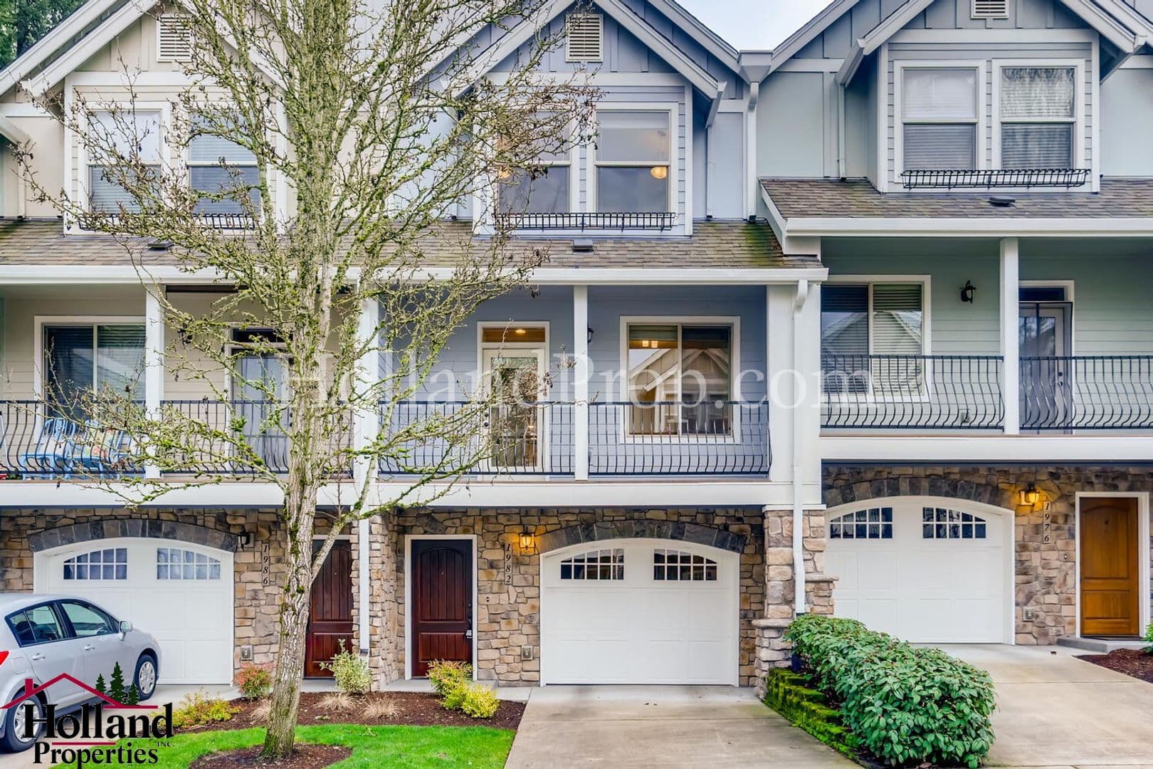 Hillsboro Townhome: 1982 NE 49th Way