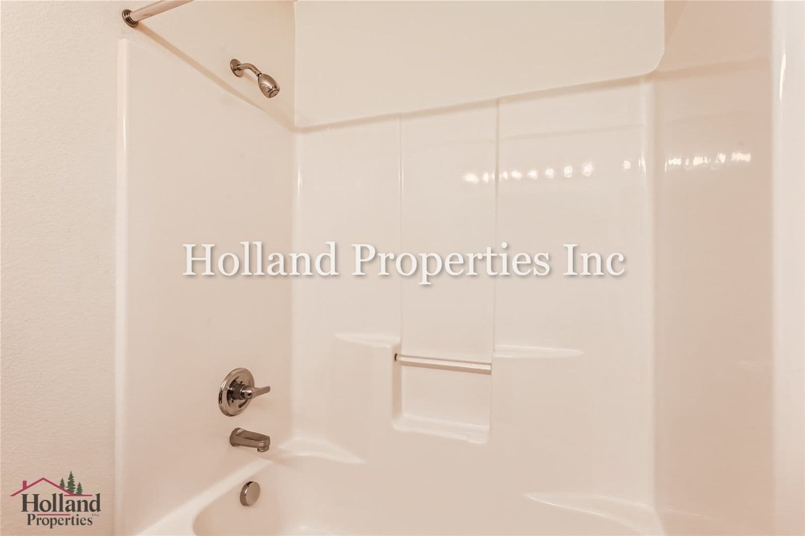 Hillsboro Townhome: 3594 SE Ironwood Avenue