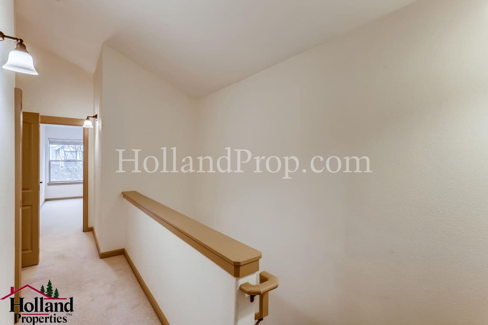 Hillsboro Townhome: 1982 NE 49th Way