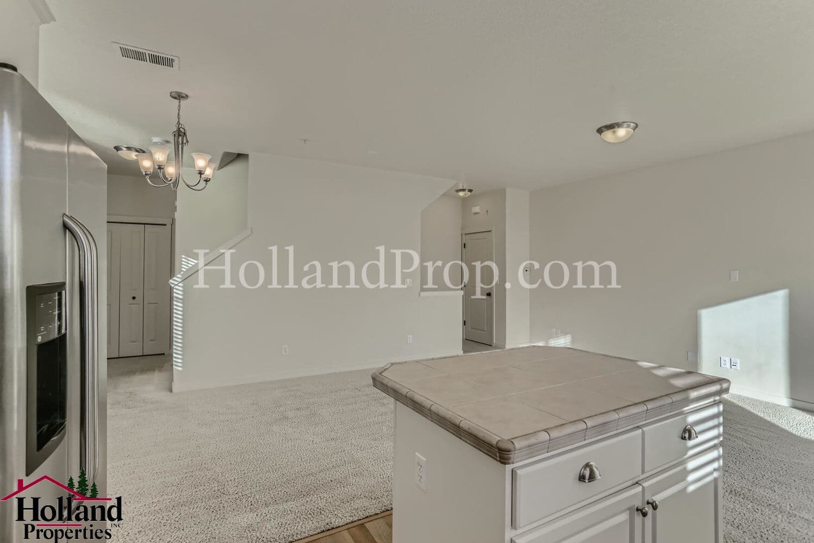 Hillsboro House: 838 NE Wheelock Place